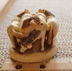 Horses Harmony Kingdom Trinket Box Unbridled And Groomed Retired Limited